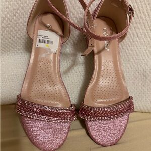 Fabulous Big Girl Sz 4 Pink Sequined Shoes NWT😊😊